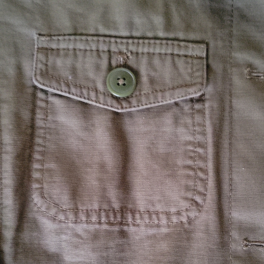 Olive Green Button-Up Jacket - Picture 3 of 9